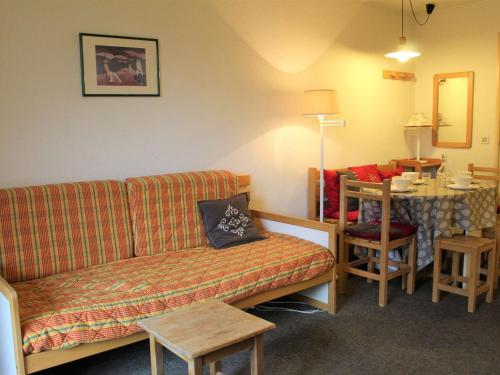 Appartement Vars, 1 pièce, 4 personnes - FR-1-330B-104