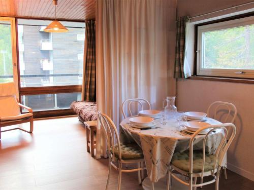 Appartement Vars, 1 pièce, 4 personnes - FR-1-330B-115