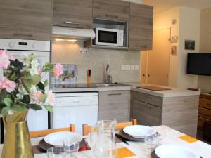 Appartement Vars, 1 pièce, 4 personnes - FR-1-330B-121