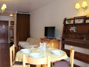 Appartement Vars, 1 pièce, 4 personnes - FR-1-330B-124