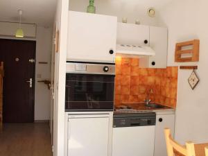 Appartement Vars, 1 pièce, 4 personnes - FR-1-330B-128