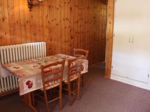 Appartement Vars, 1 pièce, 4 personnes - FR-1-330B-132