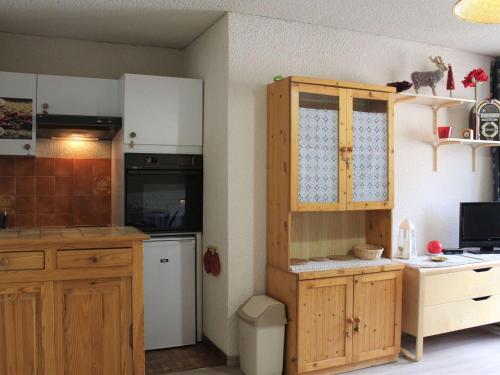 Appartement Vars, 1 pièce, 4 personnes - FR-1-330B-143