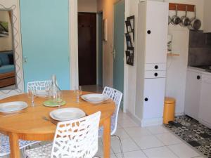 Appartement Vars, 1 pièce, 4 personnes - FR-1-330B-145
