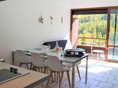 Appartement Vars, 1 pièce, 4 personnes - FR-1-330B-191