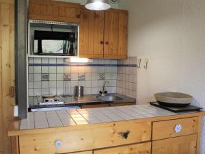 Appartement Vars, 1 pièce, 4 personnes - FR-1-330B-197