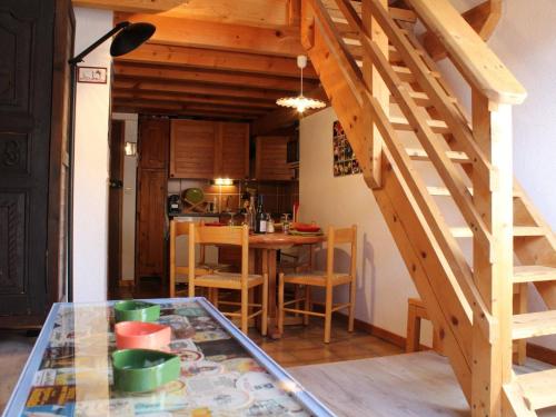 Appartement Vars, 1 pièce, 4 personnes - FR-1-330B-34
