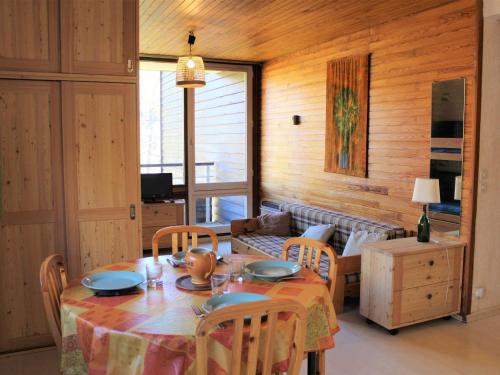 Appartement Vars, 1 pièce, 4 personnes - FR-1-330B-35
