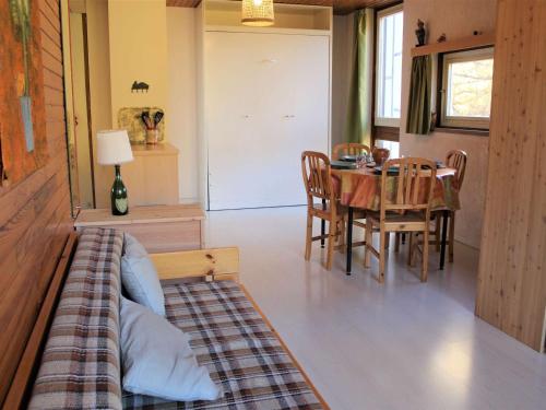 Appartement Vars, 1 pièce, 4 personnes - FR-1-330B-35