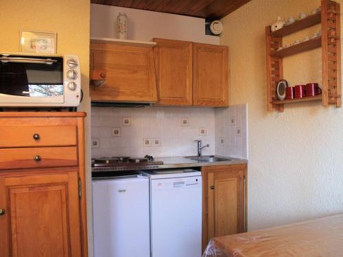 Appartement Vars, 1 pièce, 4 personnes - FR-1-330B-36