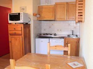 Appartement Vars, 1 pièce, 4 personnes - FR-1-330B-36