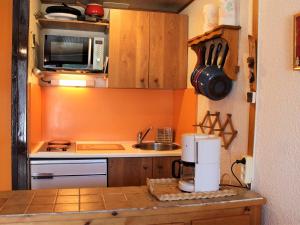 Appartement Vars, 1 pièce, 4 personnes - FR-1-330B-38