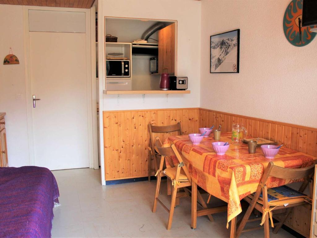 Appartement Vars, 1 pièce, 4 personnes - FR-1-330B-4 APPARTEMENT N°404 4ème ETAGE Cours Guy Seradour, 05560 Vars