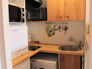 Appartement Vars, 1 pièce, 4 personnes - FR-1-330B-4