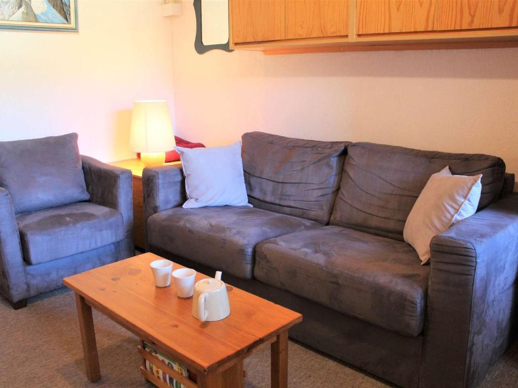 Appartement Vars, 1 pièce, 4 personnes - FR-1-330B-45 RÃ©sidence Le LubÃ©ron - Les Claux -, 05560 Vars