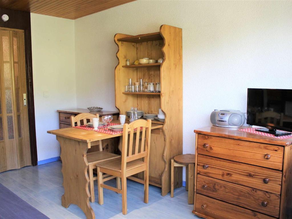 Appartement Vars, 1 pièce, 4 personnes - FR-1-330B-85 APPARTEMENT 618 6ème ETAGE Allée Bierge, 05560 Vars