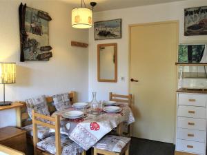 Appartement Vars, 1 pièce, 4 personnes - FR-1-330B-97