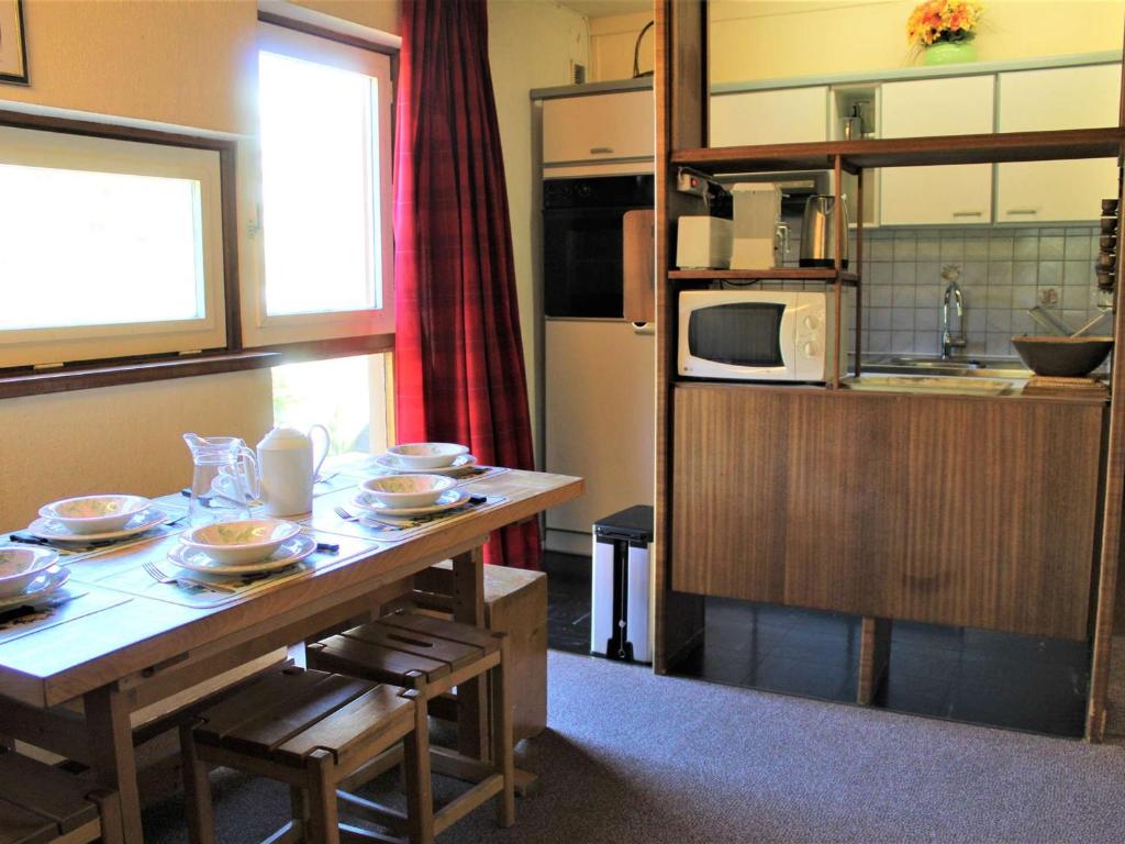 Appartement Vars, 1 pièce, 5 personnes - FR-1-330B-32 RÃ©sidence Le LubÃ©ron - Les Claux -, 05560 Vars