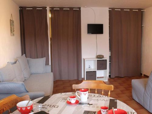 Appartement Vars, 1 pièce, 6 personnes - FR-1-330B-184