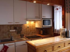 Appartement Vars, 1 pièce, 6 personnes - FR-1-330B-184