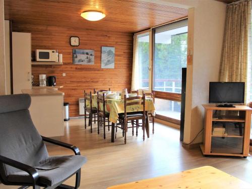Appartement Vars, 1 pièce, 6 personnes - FR-1-330B-96
