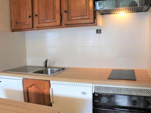 Appartement Vars, 1 pièce, 6 personnes - FR-1-330B-96