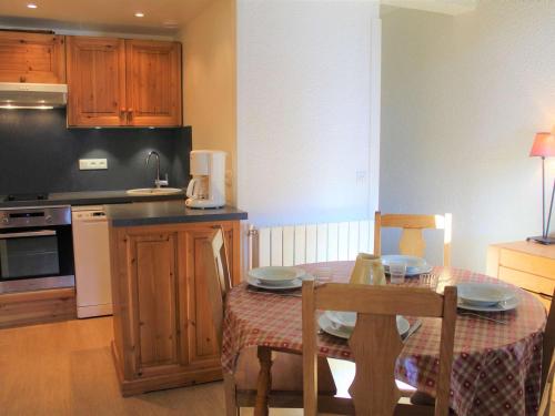 Appartement Vars, 2 pièces, 6 personnes - FR-1-330B-113