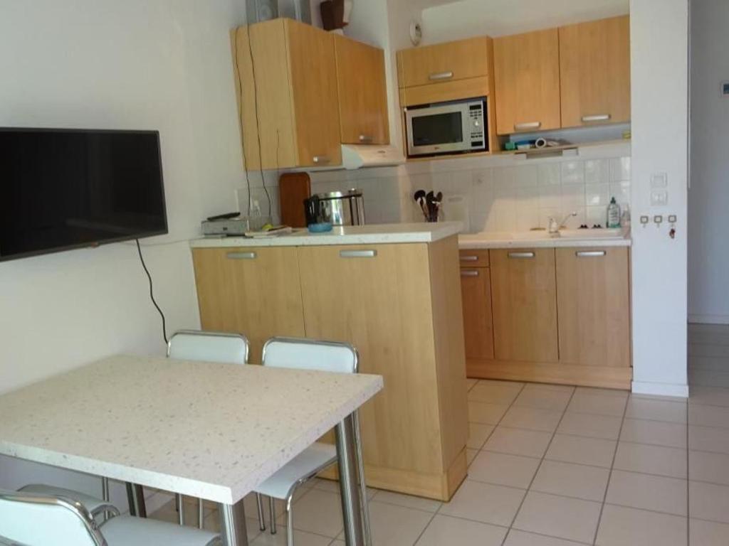 Appartement Appartement Vaux-sur-Mer, 2 pièces, 4 personnes - FR-1-494-141 2 rue Parmentier 17640 Vaux-sur-Mer