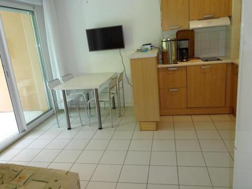 Appartement Vaux-sur-Mer, 2 pièces, 4 personnes - FR-1-494-141