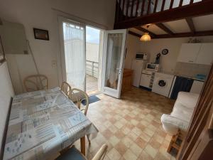Appartement Vaux-sur-Mer, 3 pièces, 4 personnes - FR-1-550-37