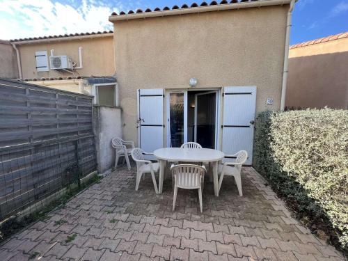 Appartement Vendres, 2 pièces, 4 personnes - FR-1-701-30