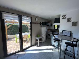 Appartement Vendres, 3 pièces, 7 personnes - FR-1-701-52