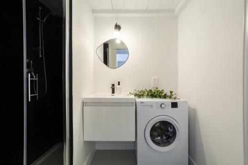 Appartement Vieil Antibes, 5mn à pied de la plage avec parking