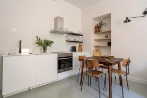 Appartement Vieil Antibes, 5mn à pied de la plage avec parking
