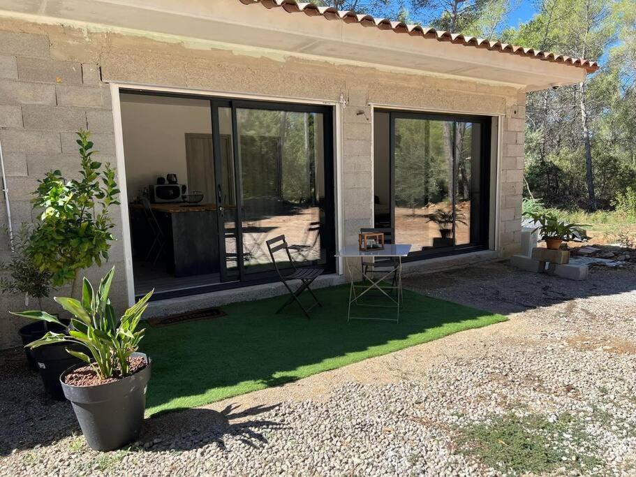 Appartement Villa La Mauresque 299 Chemin de la Colline aux Chênes, 83300 Draguignan