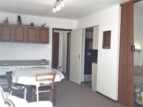 Appartement Villard-de-Lans, 2 pièces, 5 personnes - FR-1-689-65