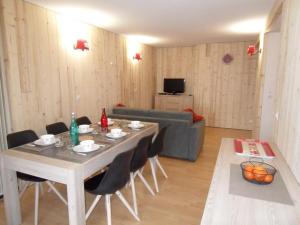Appartement Villard-de-Lans, 3 pièces, 8 personnes - FR-1-689-81