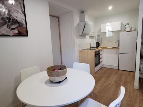Appartement Villeneuve-lès-Avignon, 2 pièces, 2 personnes - FR-1-698-5