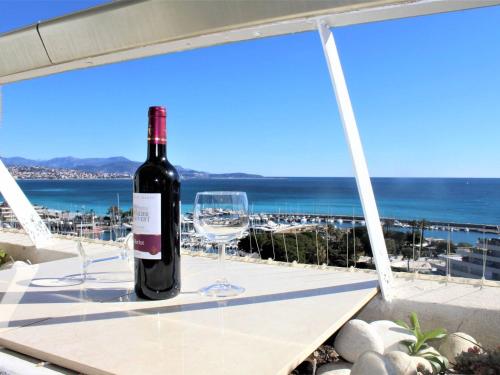 Appartement Villeneuve-Loubet, 1 pièce, 2 personnes - FR-1-252A-65