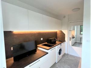 Appartement Villeneuve-Loubet, 1 pièce, 2 personnes - FR-1-252A-96