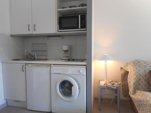Appartement Villeneuve-Loubet, 1 pièce, 4 personnes - FR-1-252A-29