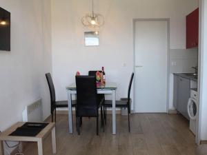 Appartement Villeneuve-Loubet, 1 pièce, 4 personnes - FR-1-252A-5