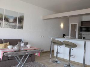 Appartement Villeneuve-Loubet, 2 pièces, 4 personnes - FR-1-252A-30