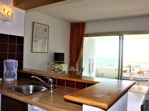 Appartement Villeneuve-Loubet, 2 pièces, 4 personnes - FR-1-252A-80