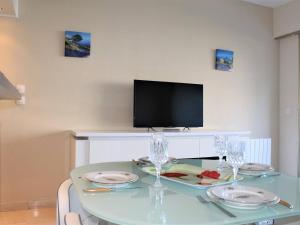 Appartement Villeneuve-Loubet, 2 pièces, 4 personnes - FR-1-252A-9