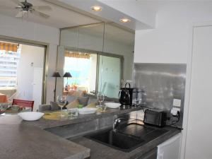 Appartement Villeneuve-Loubet, 2 pièces, 4 personnes - FR-1-252A-90