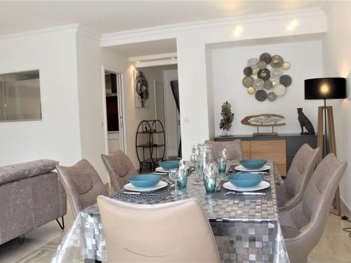 Appartement Villeneuve-Loubet, 3 pièces, 4 personnes - FR-1-252A-66