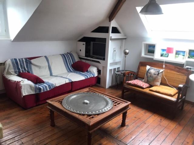 Appartement vintage sous les toits 4ème étage 22 Passage de l'Elysée, 76600 Le Havre