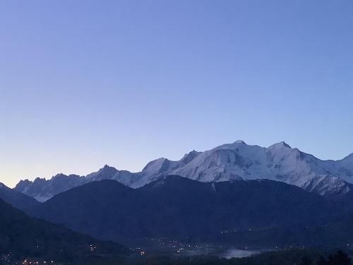 Appartement vu sur mont blanc