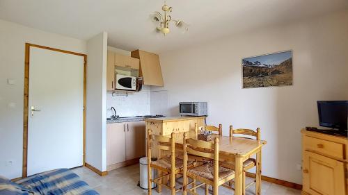 APPARTEMENT VUE DEGAGEE SAINT JEAN D'AULPS STATION 6 personnes OURSON 56